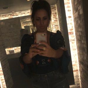 Meet your Posher, Veronica